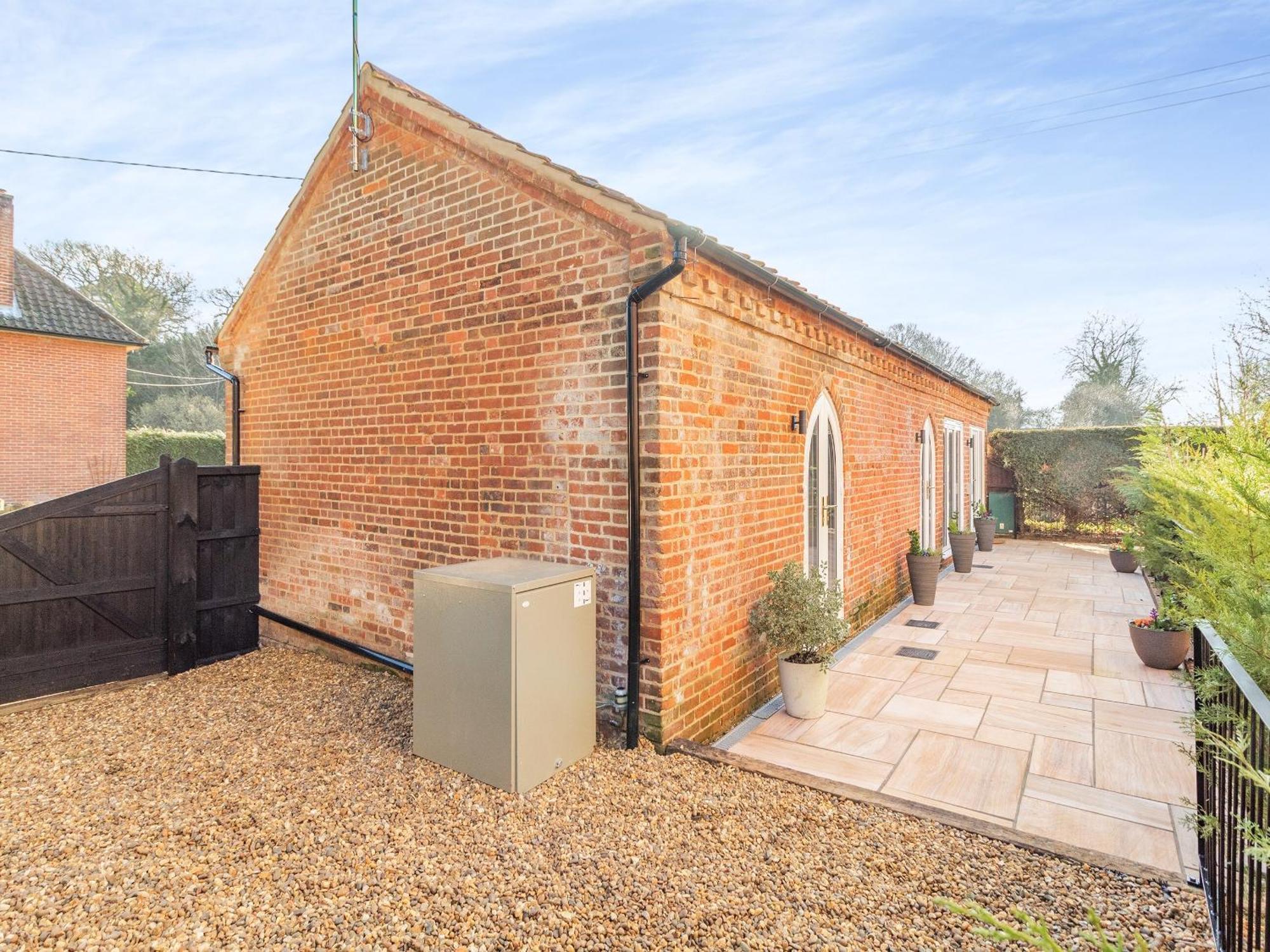 Вилла Bell House Stables - Uk41789 Melton Constable Экстерьер фото